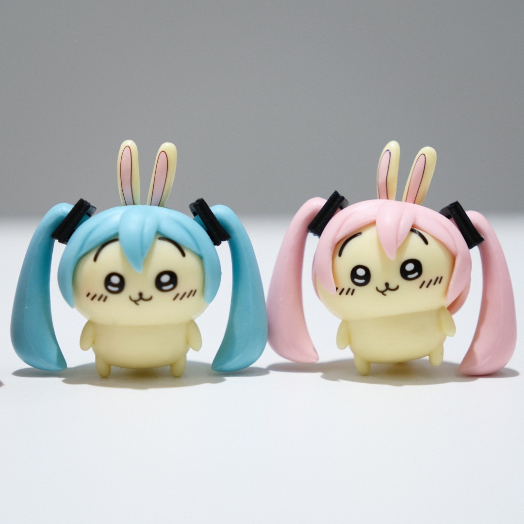  Cos Eva Miku Desk Decorative  - Baby Product avaliação e preço