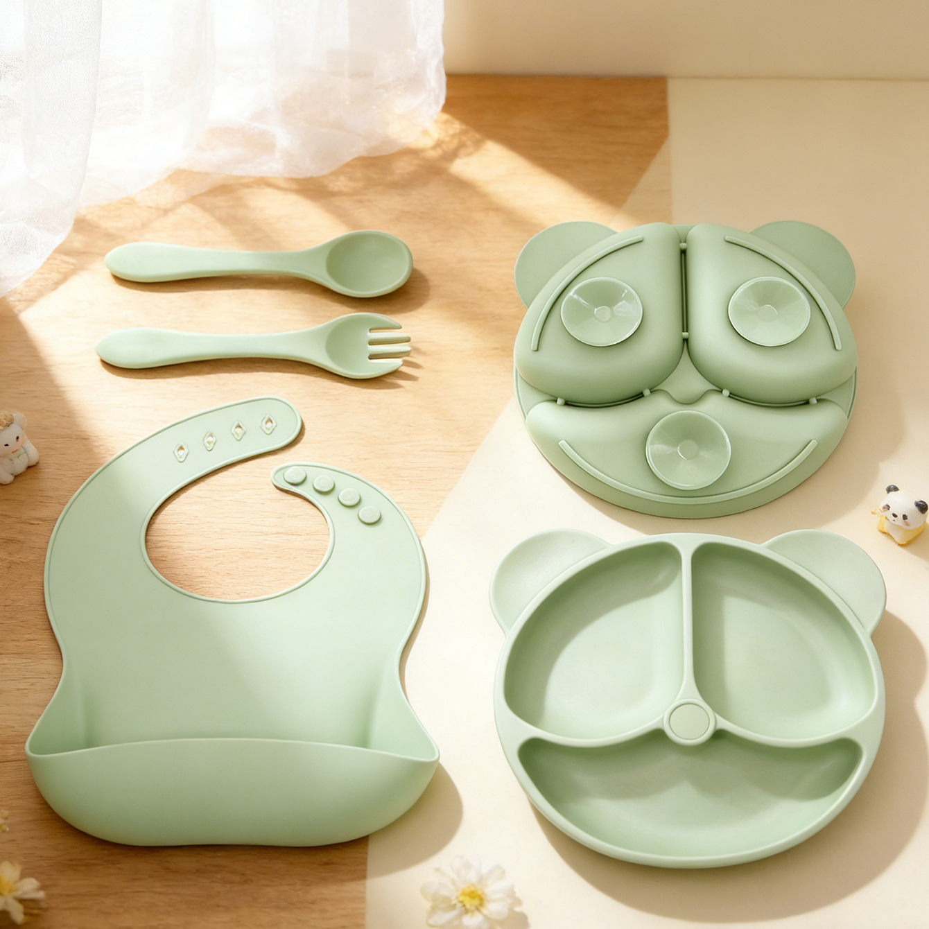 4PCS Baby Feeding Set with Bib - Silicone Baby Bibs avaliação e preço